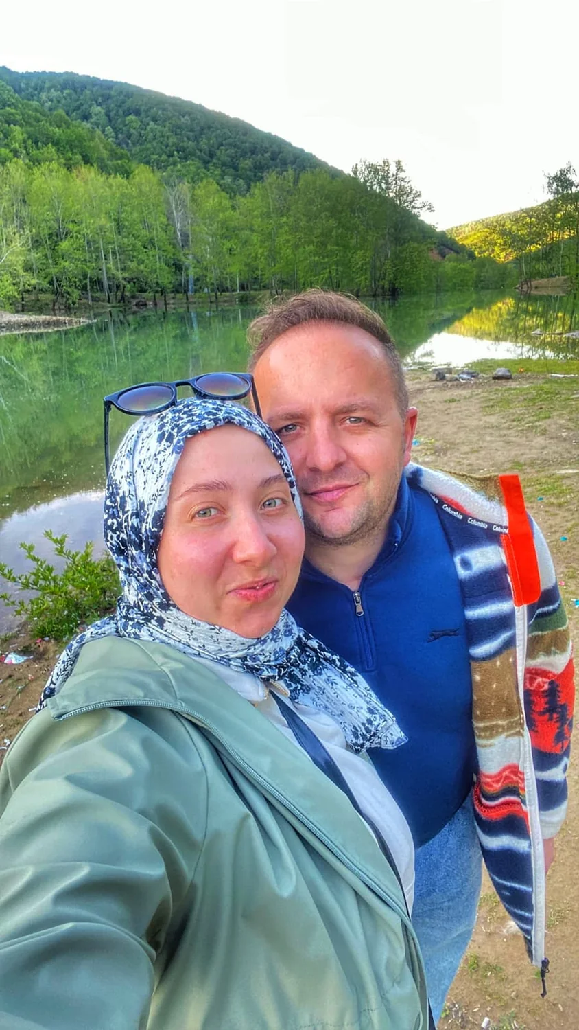 Dilara ve Cemal doğada birlikte